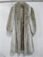 Faux Fur Coat Unknown Size