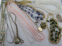 16Pcs Vtg. Jewelry-Rhinestone Necklace-Italy w..