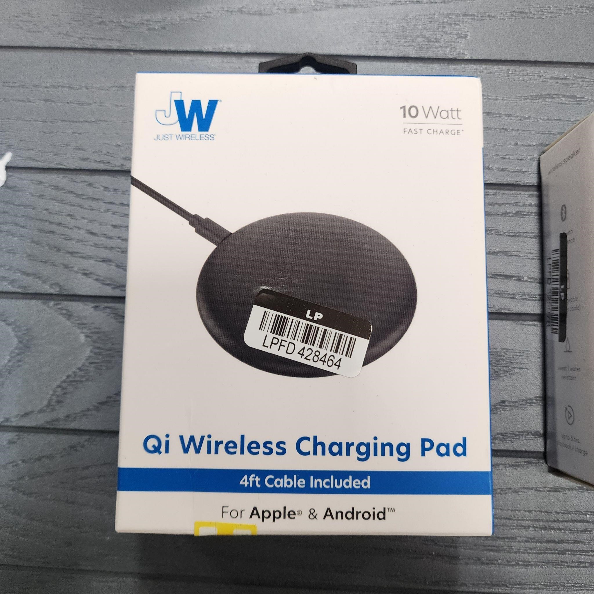 Just Wireless 10W Qi Wireless Charging Pad with 4'