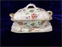 Royal Vitreous Covered Gravy Boat w/ Underplate