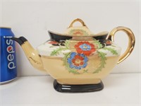 Vintage Foreign teapot (pre 1923)