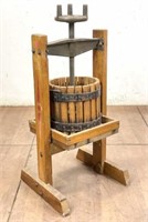 Antique Wine / Cider / Fruit Juice Wine Press