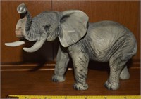 Vtg 1988 Castagna 7.25" L Resin Elephant Figure