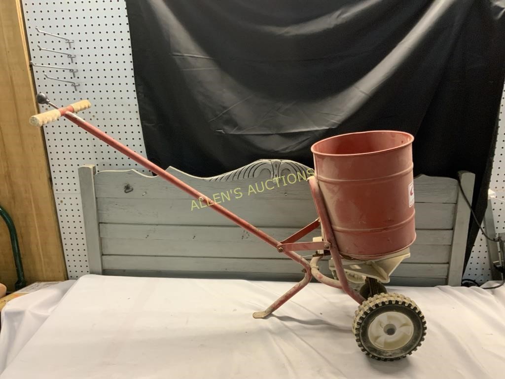 CYCLONE SEED SPREADER
