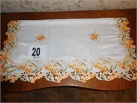 Small tablecloth