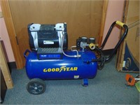 Goodyear Air Compressor  ( 8 Gallon ) Quiet