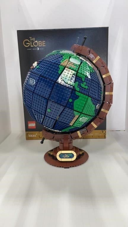 The Globe Lego