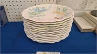 SET OF 12 PLASTIC BUTTERFLY MEADOW PLATES