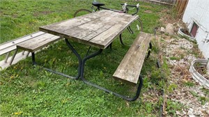 Aprx 6’ picnic table