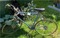 Schwinn LaTour 10-Speed Bicycle