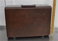 Vintage Samsonite briefcase