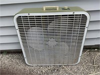 Country Aire Box Fan Vintage Works