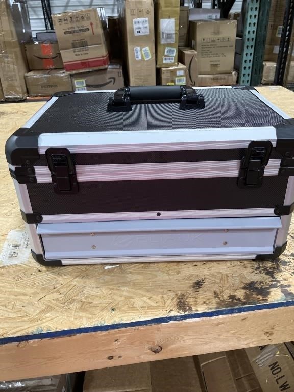 Portable tool chest  9 x 15