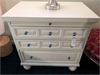 PAIR OF NIGHT STANDS 3 DRAWERS