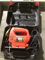 Black & Decker Variable Saw & Case