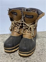 Thinsulate men’s steel shank snow boots size 10