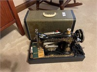 Vintage Singer Portable Sewing Machine