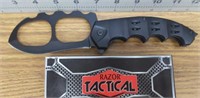 Razor tactical knuckle knife