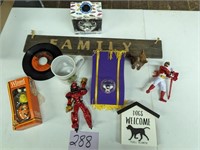 Toy and Decor Lot