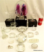 18 Piece Collectible Glassware Lot