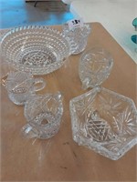 Vintage Glassware - 6 Pieces