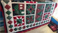 Queen Holiday Cabin Quilt