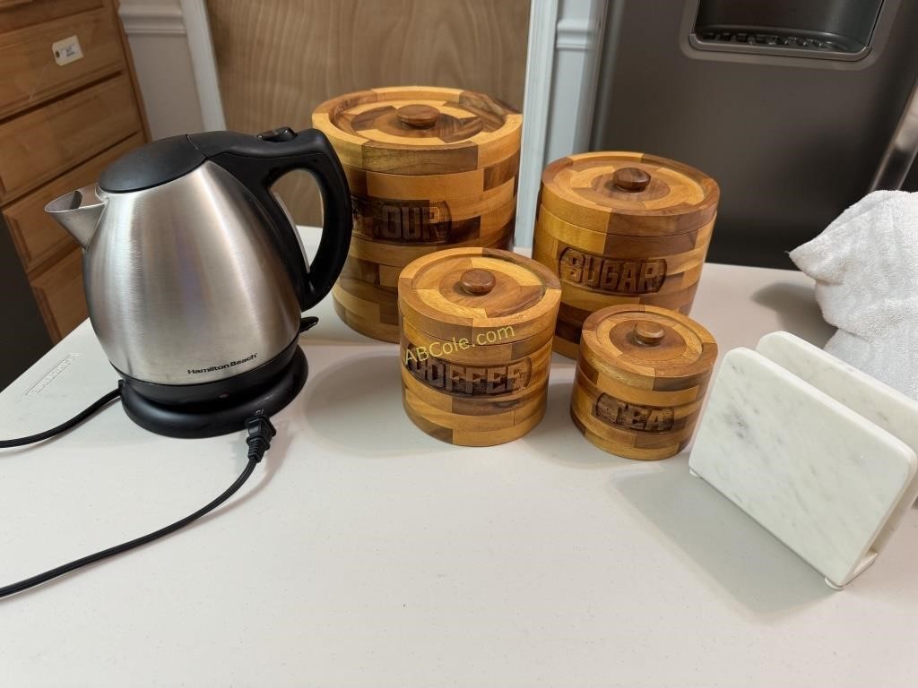 Hamilton Beach electric coffee kettle, 1.7L max