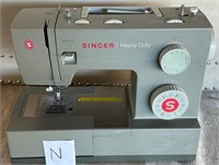 403 - SINGER PORTABLE SEWING MACHINE (N)