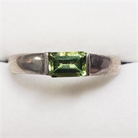 $140 S/Sil Peridot Ring