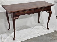 Broyhill 2-Drawer Queen Anne Style Writing Table