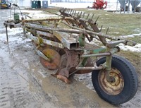 John Deere 145F 5 bottom plow