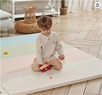 Multi color children's play mat