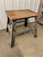 Tool stand work bench