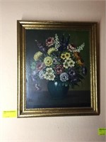 FLORAL PICTURE W/ GOLD FRAME