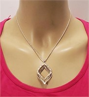 Italy Sterling Silver Chain & Pendant 16 in.