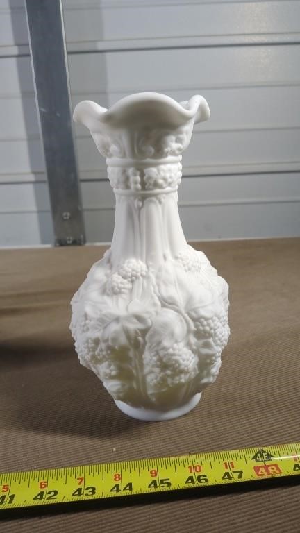 MILK GLASS VASE