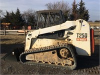 Bobcat T250 Compact Track Loader,