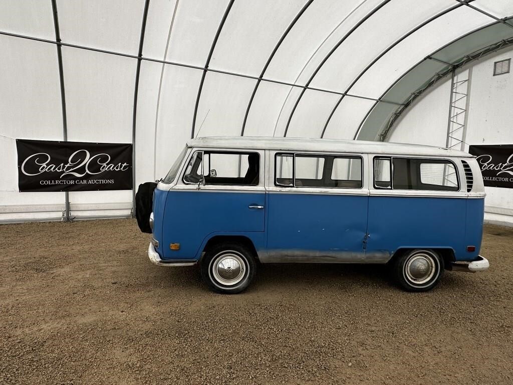 1970 Volkswagen Window Bus