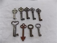 Medium furniture keys (9)