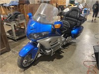 2012 Honda goldwing has title 7295 miles