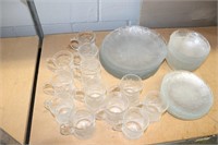 48 piece Clear Glass Dishes Dinnerware Set