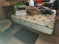K size bed, mattress & bedding (no box spring)