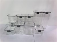 Food storage containers