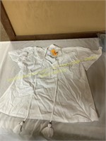 Knox Rose, size xs white shirt