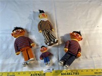 Lot of Vintage Sesame Street Bert Ernie Dolls