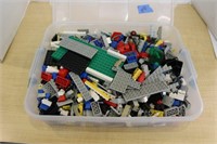 SELECTION OF LEGOS