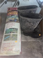 Dining canopy , rubber boots sz 8