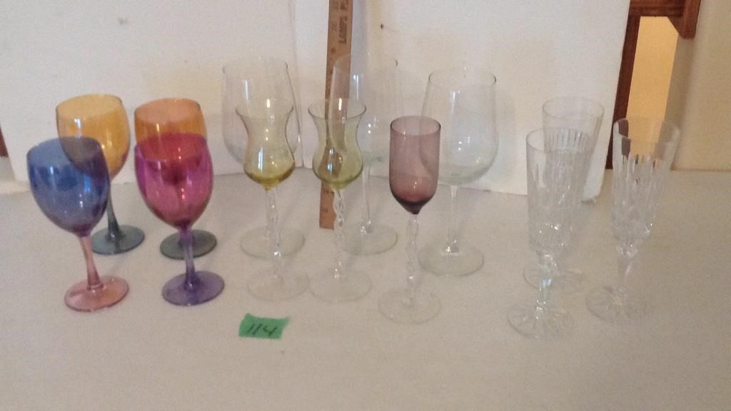 Stemmed glassware