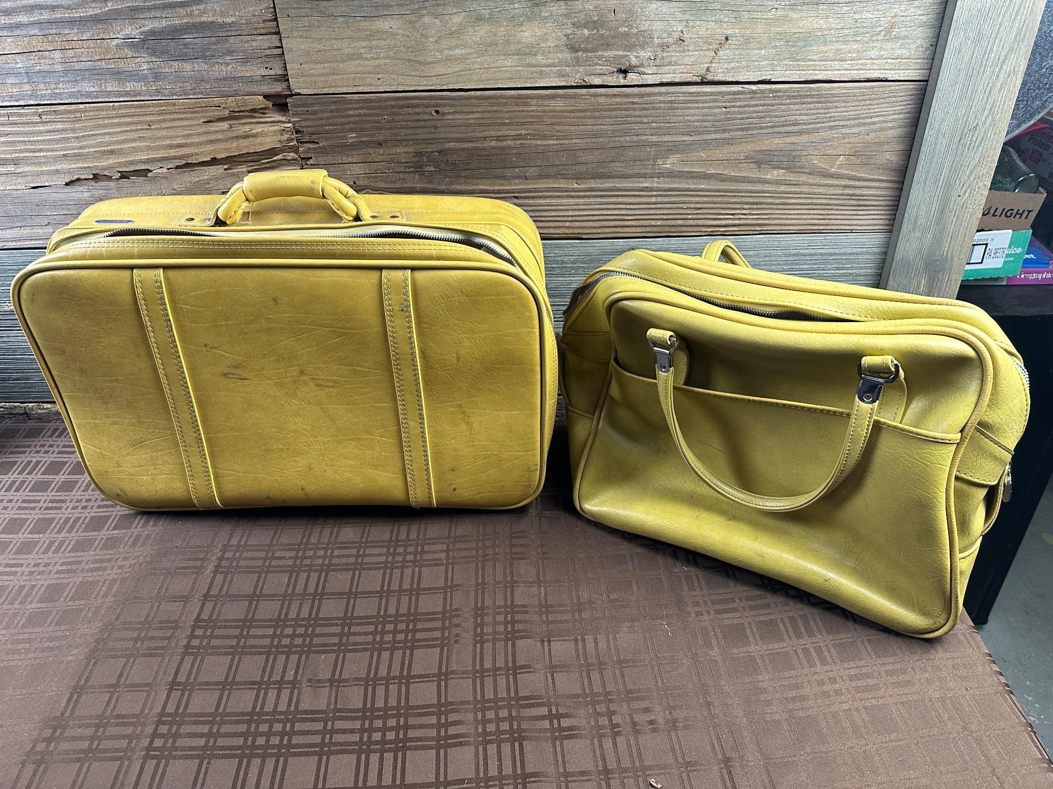 Escort Yellow Luggage Pair