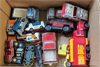 BOX OF TOY CARS/TRUCKS TONKA TOOTSIETOY